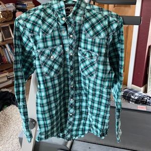 Wrangler button up